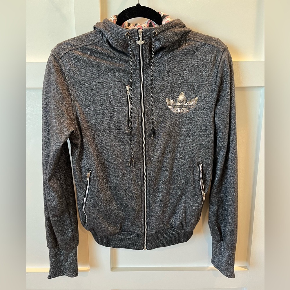 Adidas zip hoodie size Medium 👀